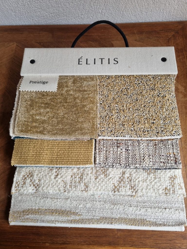 Liasse de tissus Élitis aux coloris naturels